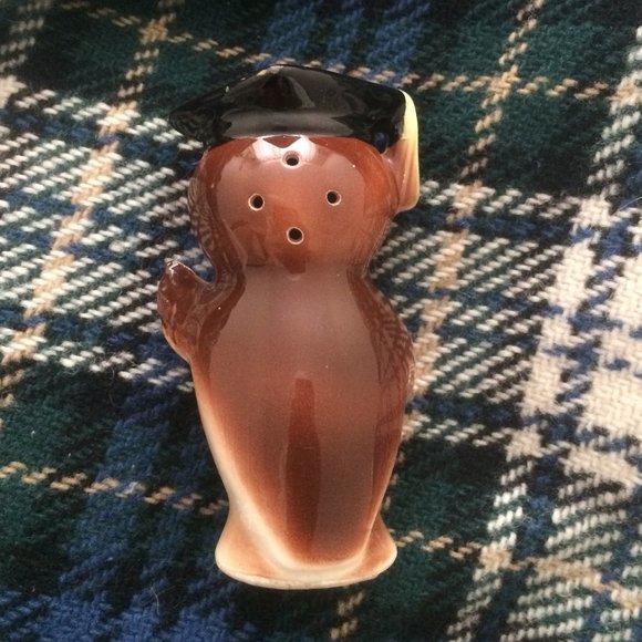 Vintage ceramic owl with graduation hat and diploma - Picture 3 of 9